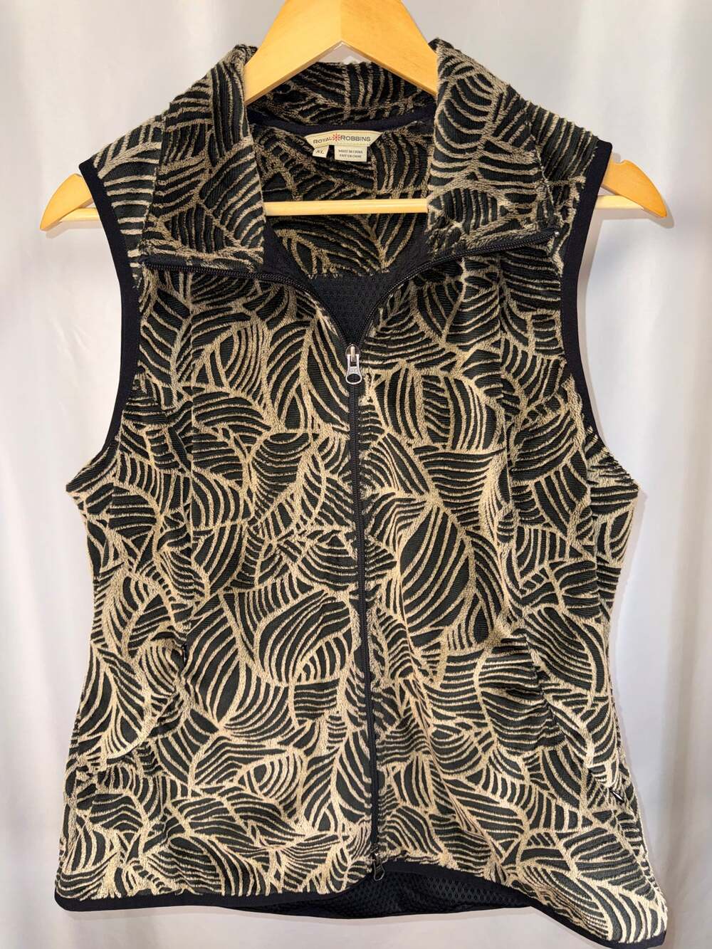 Royal Robbins Women’s XL Fleece Vest Black Tan Leaf Print Full Zip Outdoor